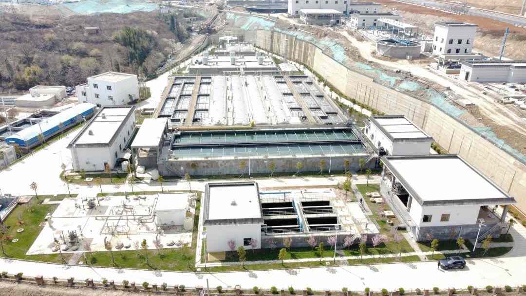 曲靖经开区光伏产业配套污水处理厂项目顺利通过验收！